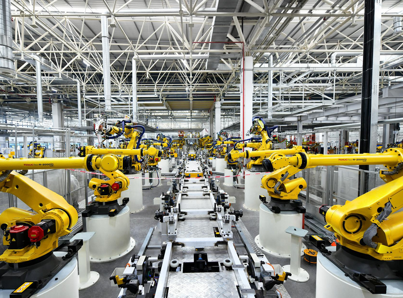 安徽：因地制宜发展新质生产力 汽车和装备制造产业已超万亿元